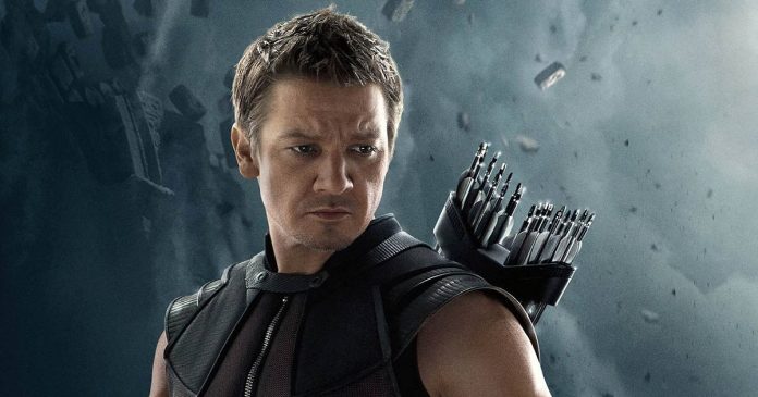 Jeremy Renner, o Gavião Arqueiro da Marvel, sofre grave acidente e fica em estado crítico