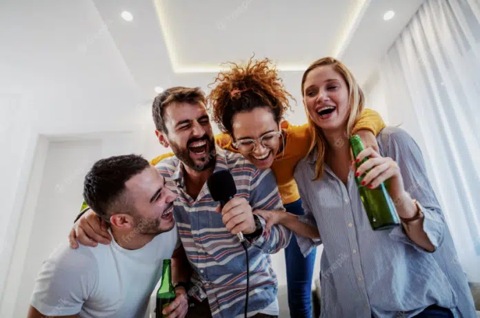Como planejar uma festa de aniversário para seu amigo: 7 ideias criativas que vão surpreender