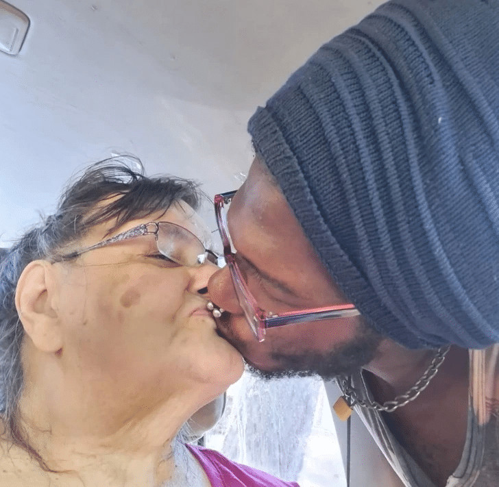 psicologiasdobrasil.com.br - &ldquo;N&atilde;o canso de me surpreender com a beleza dela&rdquo;, diz noivo de mulher 47 anos mais velha