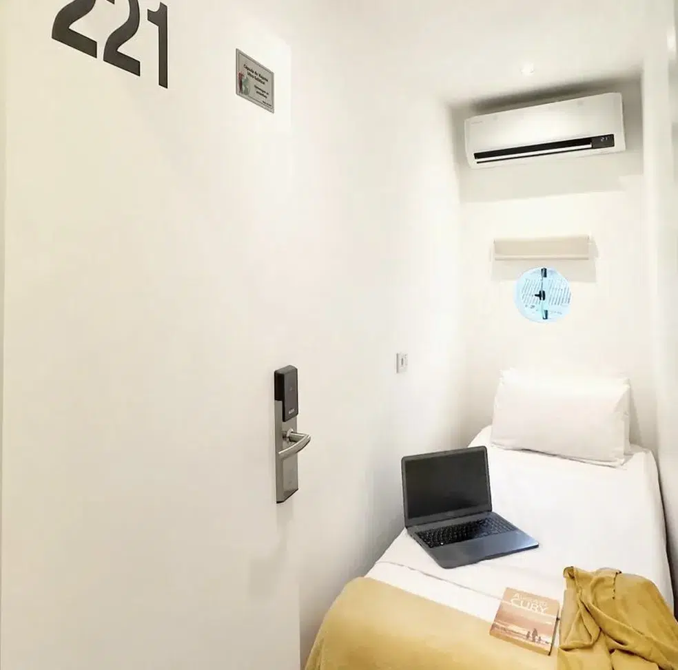 Descubra o menor quarto de hotel de São Paulo: Apenas 3 m² e diárias de R$ 79; veja por dentro psicologiasdobrasil.com.br - Descubra o menor quarto de hotel de São Paulo: Apenas 3 m² e diárias de R$ 79; veja por dentro