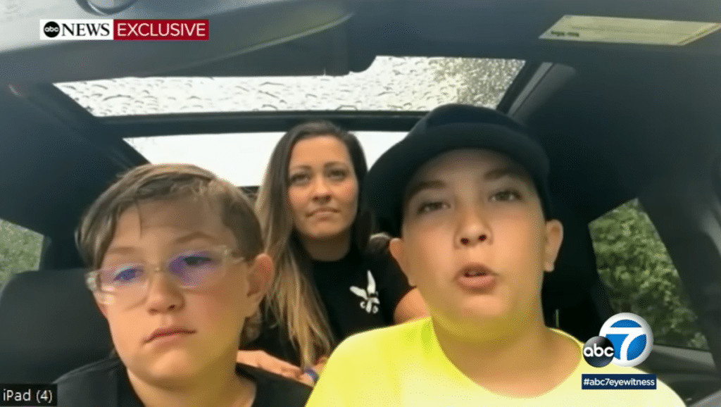 psicologiasdobrasil.com.br - Meninos mergulham na piscina para resgatar crian&ccedil;a de 7 anos que estava se afogando