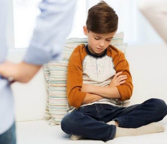 Como lidar com os impactos profundos causados por pais narcisistas