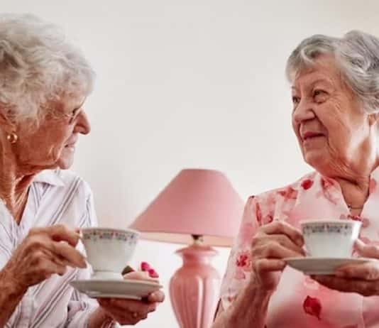 Chá pode ser importante aliado no combate ao Alzheimer, aponta estudo