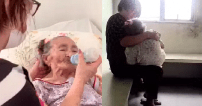 Filha é vista ninando a mãe de 92 anos com Alzheimer: “Ela cuidou de mim e eu vou cuidar dela”