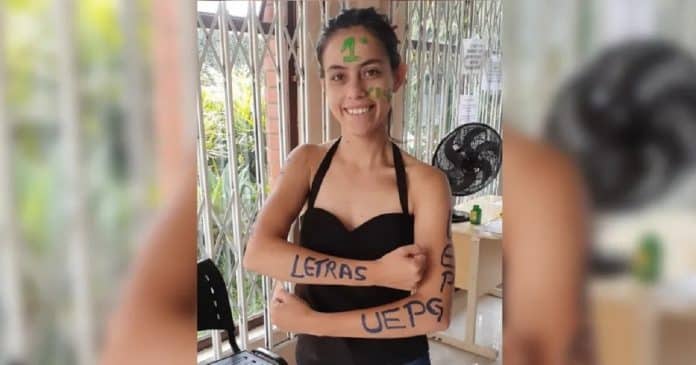 Jovem órfã em situação de rua passa em 1º lugar no vestibular