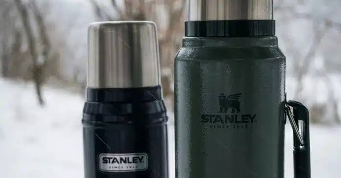 capa Stanley é alvo de processos por omitir presença de chumbo em copos