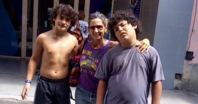 Mãe de jovem autista faz relato honesto: “Queria que ele morresse minutos antes de mim”
