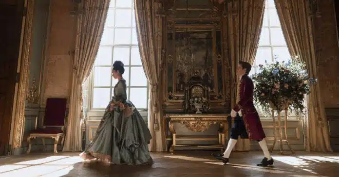 Uma série romântica espetacular para ver enquanto não chegam os novos episódios de Bridgerton