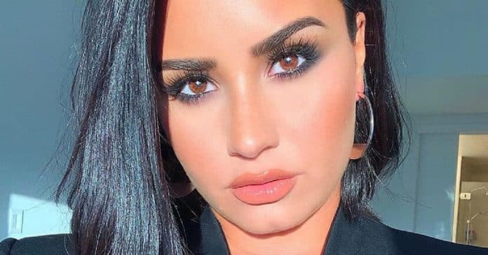 Demi Lovato dez ter redescoberto esperança depois de cinco internações psiquiátricas