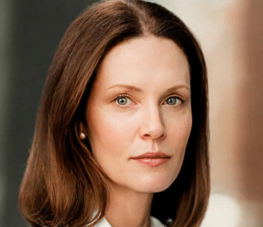 Psicóloga especialista em bem-estar defende que segredo da felicidade é NÃO viver no presente