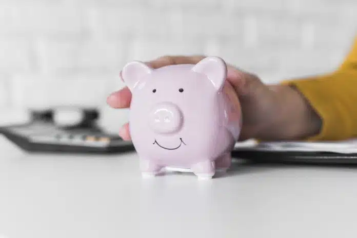 Dicas para controlar os gastos e economizar nas compras