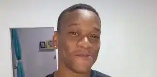 Influenciador comove a web ao comer última comida feita por sua mãe antes de falecer