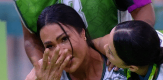 Gracyanne vai aos prantos durante Prova do Líder e revela trauma