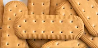 Pesquisa encontra substância cancerígena em biscoito de maizena, hambúrguer e outros alimentos