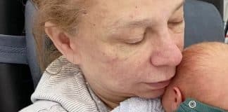 Mulher de 66 anos dá à luz décimo filho e garante que não fez FIV