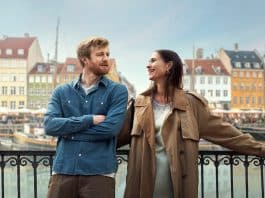 O filme romântico irresistível que não sai do TOP 10 da Netflix desde a sua estreia