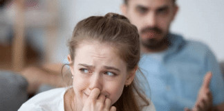 Por que algumas pessoas sempre choram durante discussões? A psicologia explica