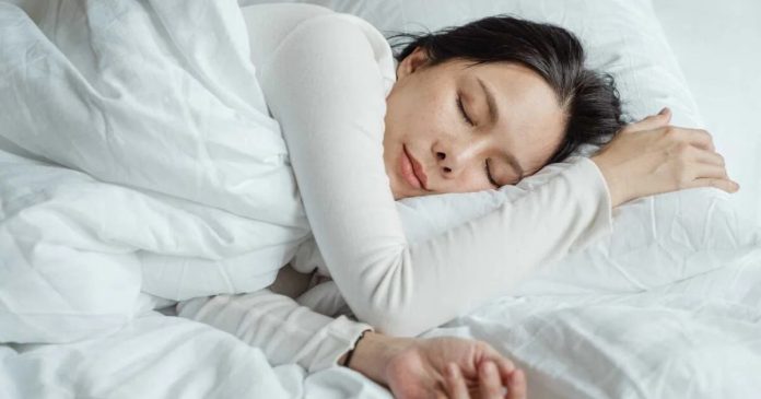 O que acontece com o seu corpo quando você dorme mais do que o recomendado?