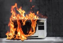 5 perigos ocultos do microondas e o que fazer para não causar incêndios em casa 5 perigos ocultos do microondas e o que fazer para não causar incêndios em casa