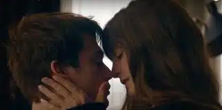 Relação com 16 anos de diferença marca novo e polêmico filme de Anne Hathaway no streaming – veja o trailer