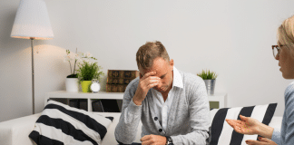 Fazer terapia é caro — mas o custo de não se tratar pode ser muito, muito maior Fazer terapia é caro — mas o custo de não se tratar pode ser muito, muito maior