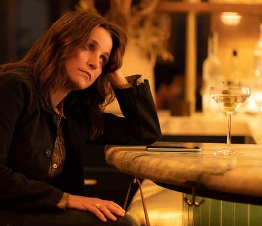 Crítica define: “A comédia romântica mais inteligente e hilária dos últimos tempos” — e está no streaming!