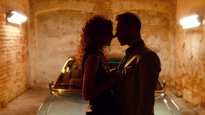 Surpresa da semana na Netflix: um filme quase tão bom quanto uma viagem de férias