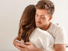 comportamentos reveladores que quem já foi infiel