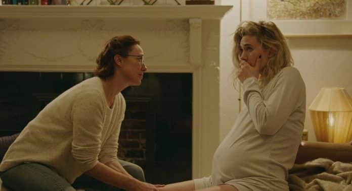 Esse filme da Netflix é um retrato cru de um colapso emocional que a TV raramente mostra (e a atuação de Vanessa Kirby é incrível!)