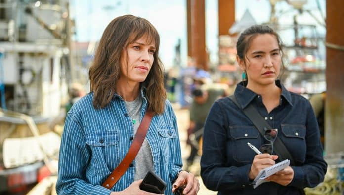 A série com Hilary Swank que é “linda de cair o queixo” e faz qualquer um ceder às emoções