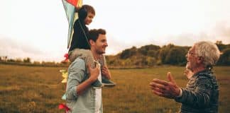 Crianças herdam inteligência do pai, da mãe ou dos avós? A psicologia já tem uma resposta! Crianças herdam inteligência do pai, da mãe ou dos avós