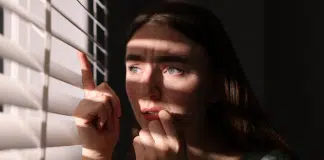 Psicóloga Josie Conti revela 7 sinais silenciosos de fobia social Psicóloga Josie Conti revela 7 sinais silenciosos de fobia social