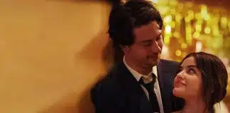 Assinantes da Netflix estão obcecados por este romance com estrela de Pretty Little Liars