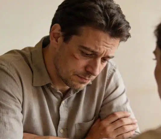 pessoas que desviam o olhar