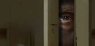Nova minissérie de suspense no estilo True Crime tem só 5 episódios e já quebrou recordes na Netflix Nova minissérie de suspense no estilo True Crime tem só 5 episódios e já quebrou recordes na Netflix