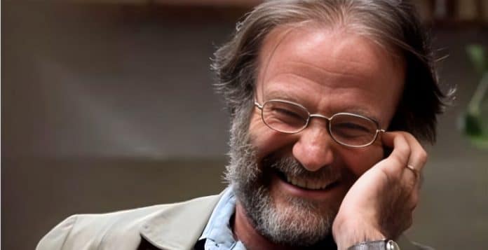 Robin Williams emociona em um dos filmes mais bonitos do cinema — agora na Netflix